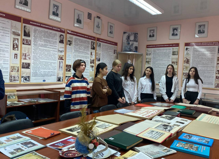 8 класса посетили «Рязанский  медицинский колледж».